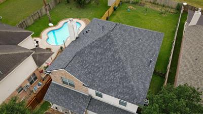 Owens Corning Duration® Onyx Black Roof Photo
